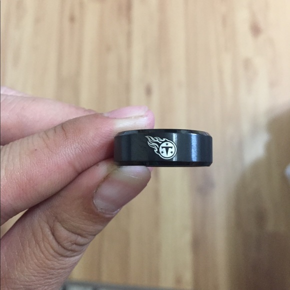 Tennessee Titans Black Ring - Picture 2 of 4